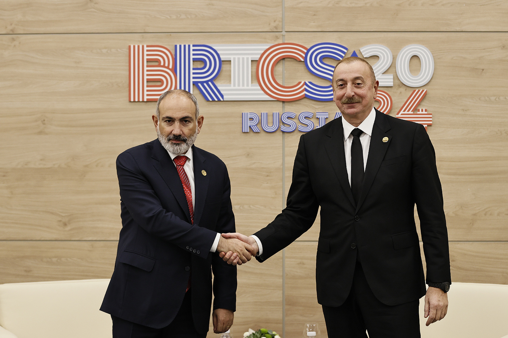 Pashinyan-Aliyev meeting in Kazan: commentary from Yerevan