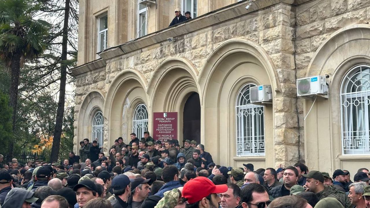 Послесловие к отставке Аслана Бжания