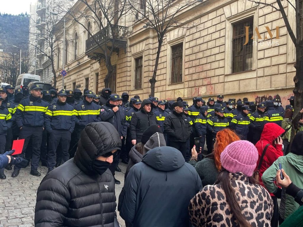 Georgia's divide: ruling party's president Kavelashvili sworn in, Zourabichvili hailed as people's president