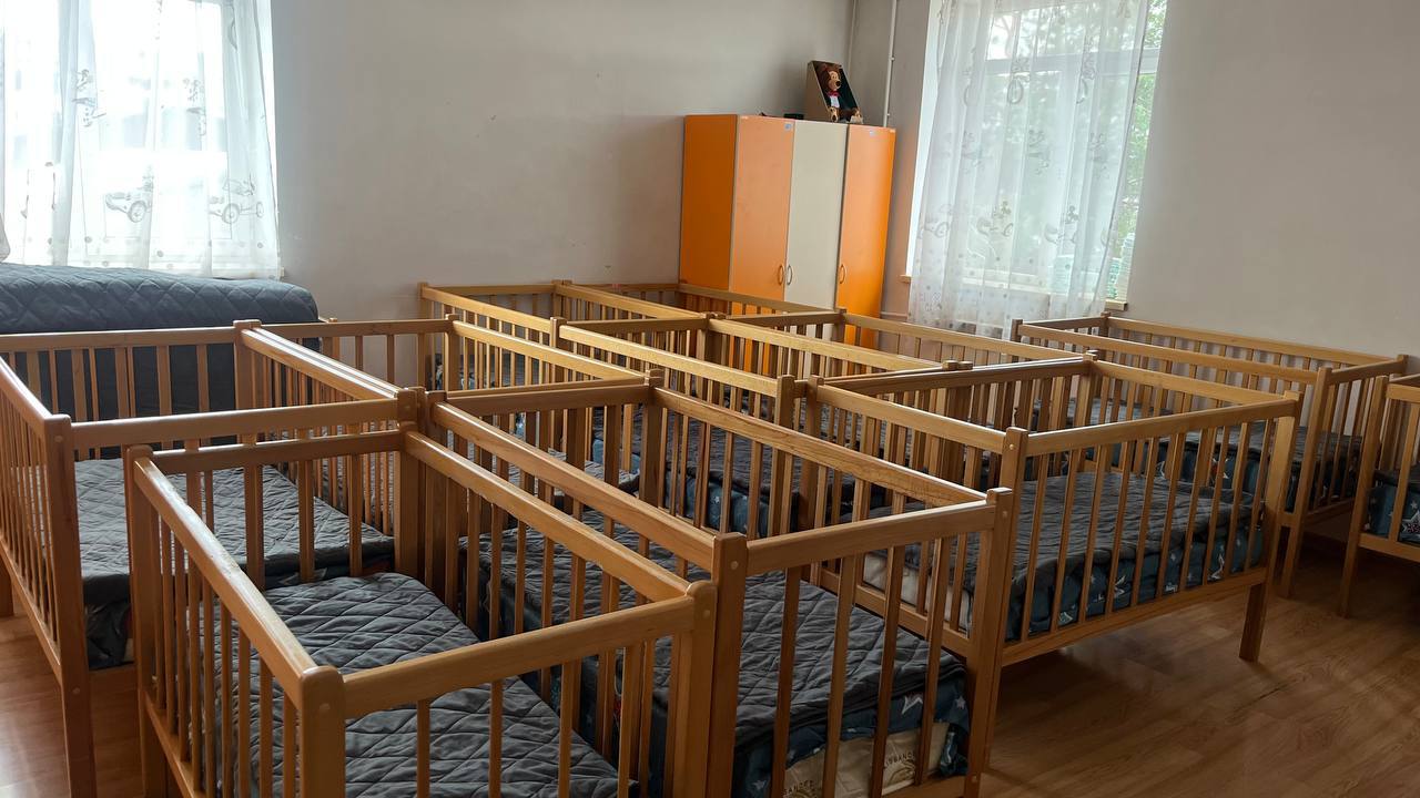 Unsanitary conditions at children's home in Armenia