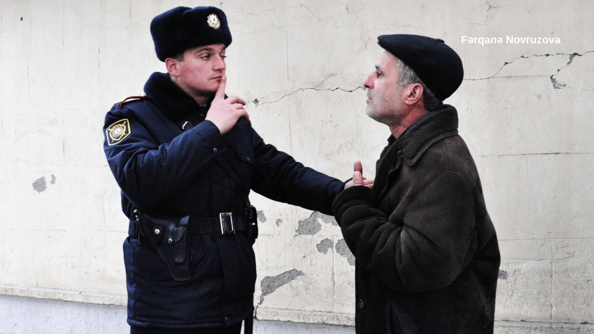 Polis azyaşlılara zorakılıq edib