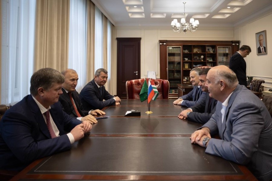 Aslan Bzhania’s visit to Adygea