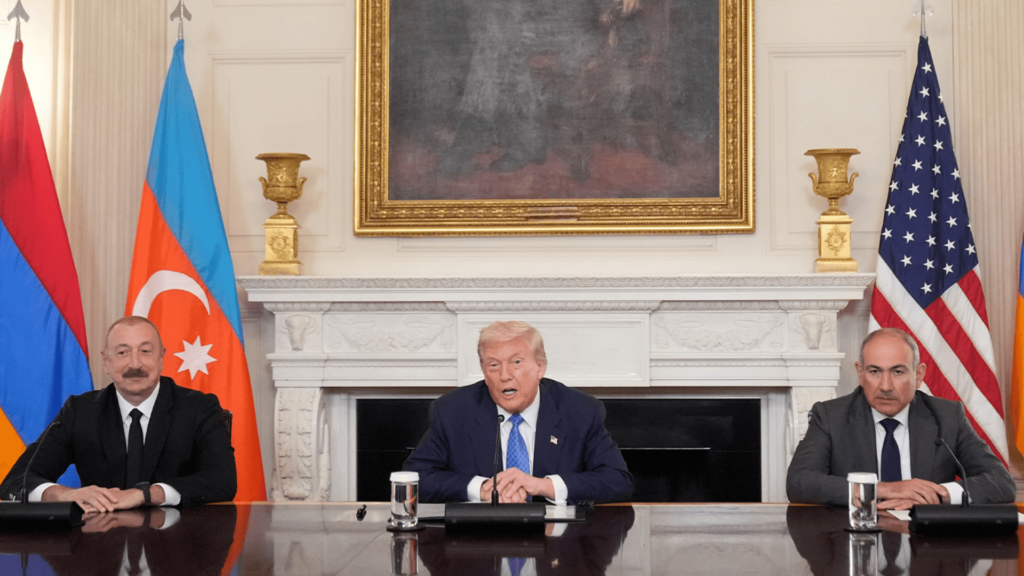 Saziş Qarabağ münaqişəsinin yeni mərhələsidir? - İlham Əliyev, Donald Tramp və Nikol Paşinyan | foto: ABC7