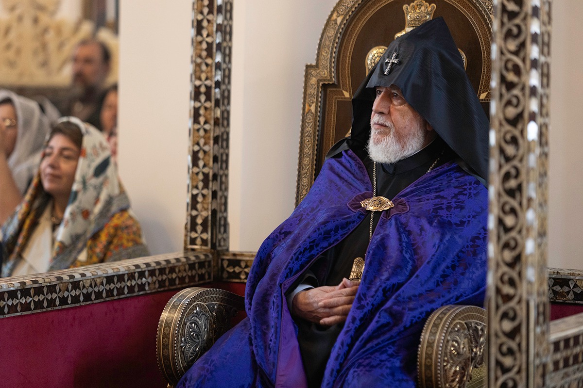 Գարեգին Բ-ի հեռանալն այլընտրանք չունի․ կարծիք