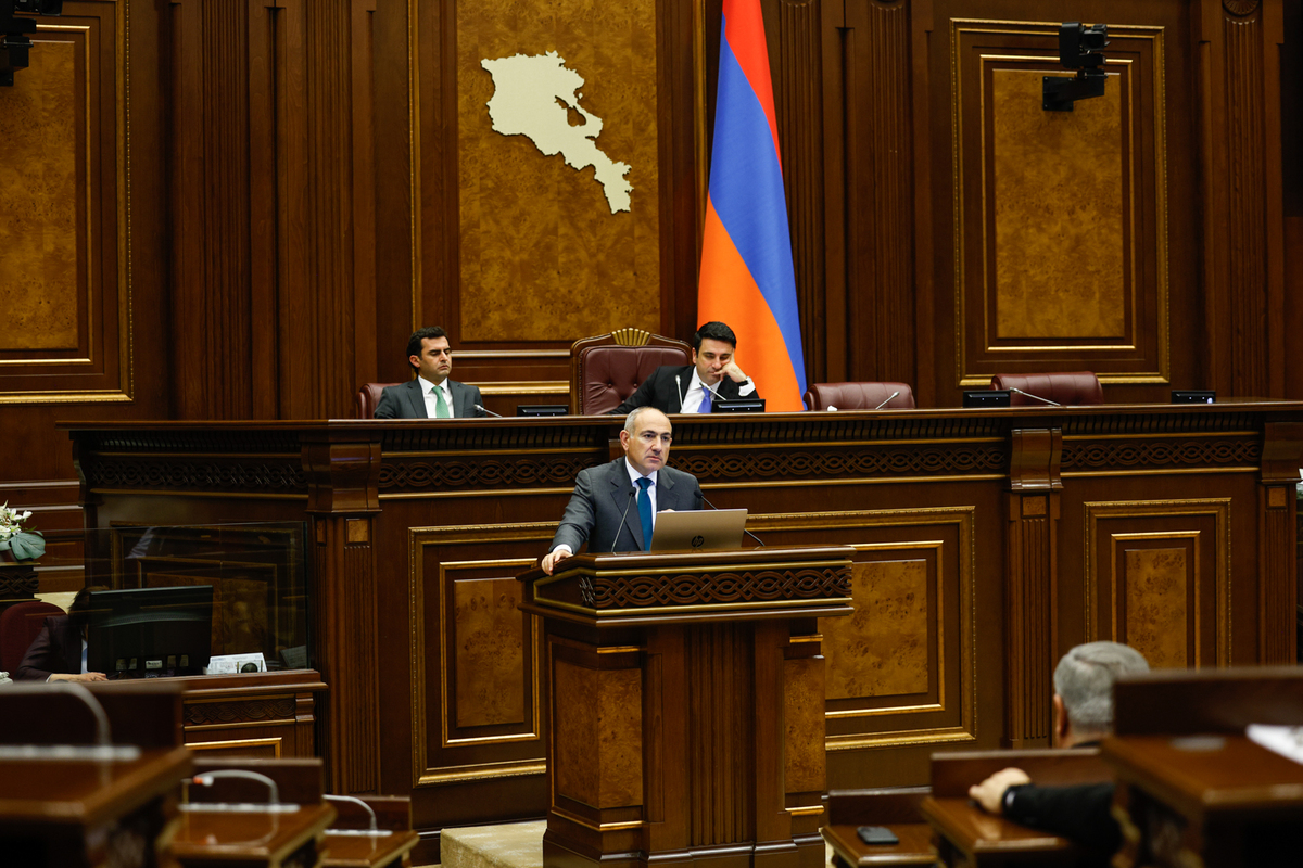 Փաշինյանը՝ այլ երկրի «գրպանից» դուրս գալու մասին