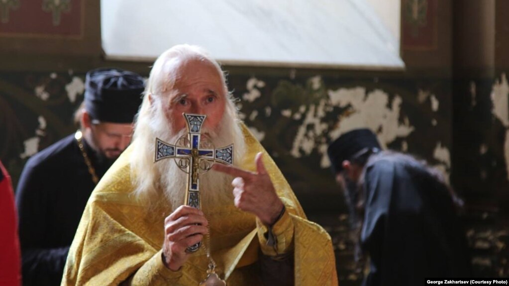 Church dispute in Abkhazia