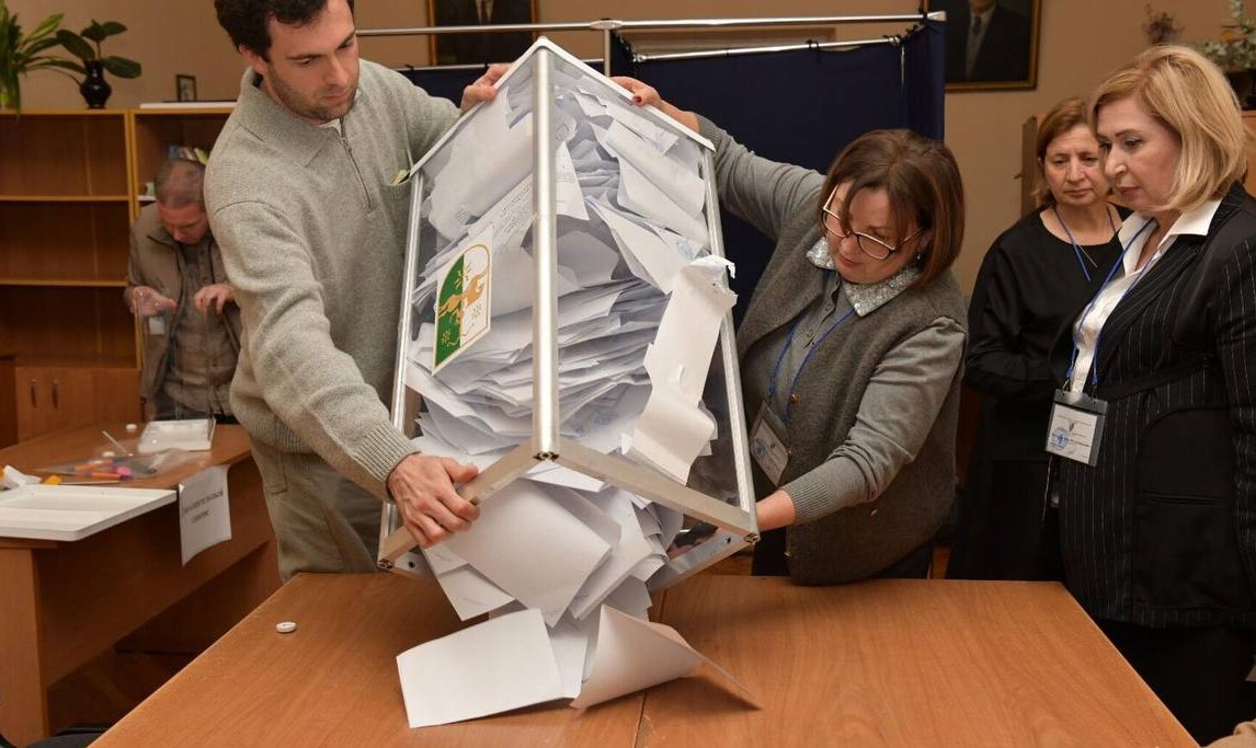 Российские политтехнологи в Абхазии