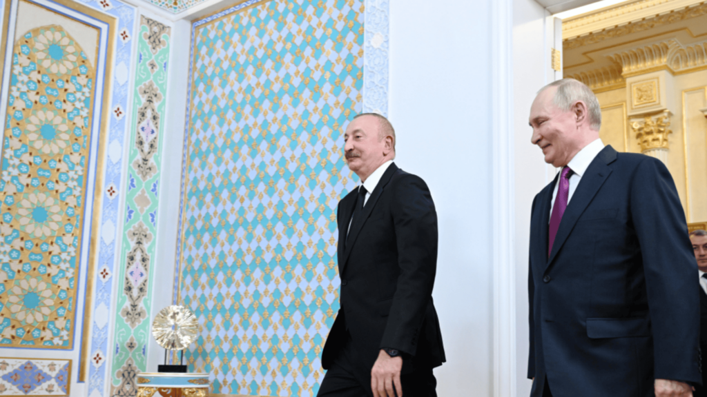 Azərbaycan Prezidenti İlham Əliyev və Rusiya Prezidenti Vladimir Putinin Düşənbədəki görüşündən | foto: AZƏRTAC - Ramiz Mehdiyevin həbsi