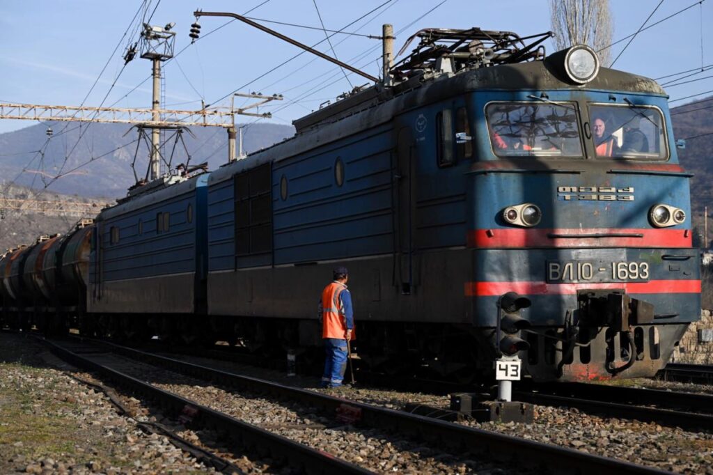 Первая поставка азербайджанского бензина в Армению