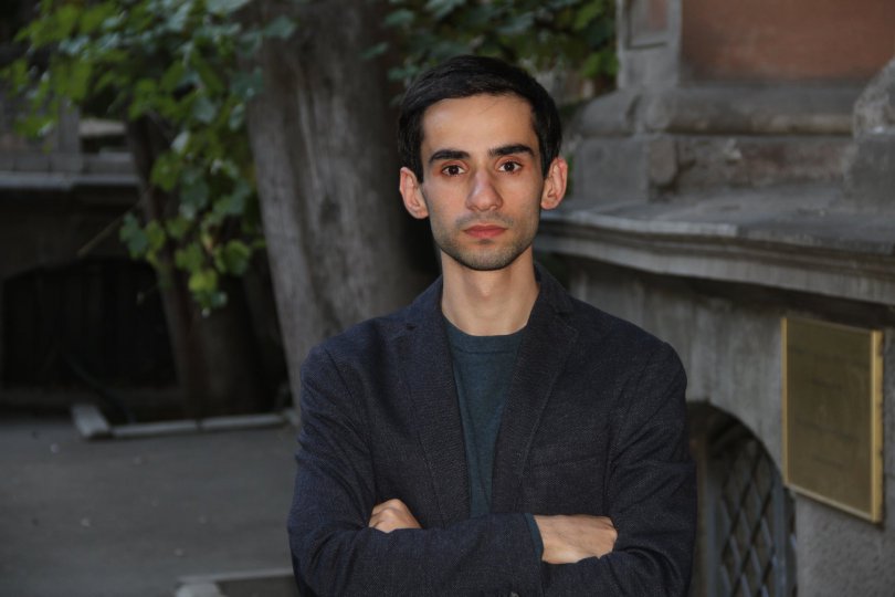 ნიკა სიმონიშვილი, იურისტი:
"ქართული ოცნება" უცხოური დაფინანსების ყველა გზას კეტავს