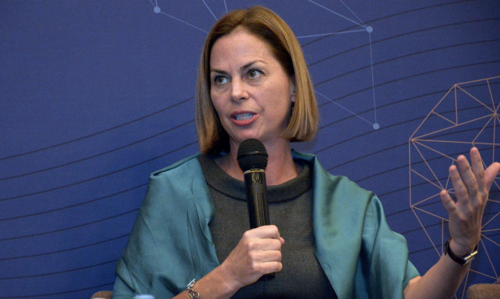 ლორა თორნტონი