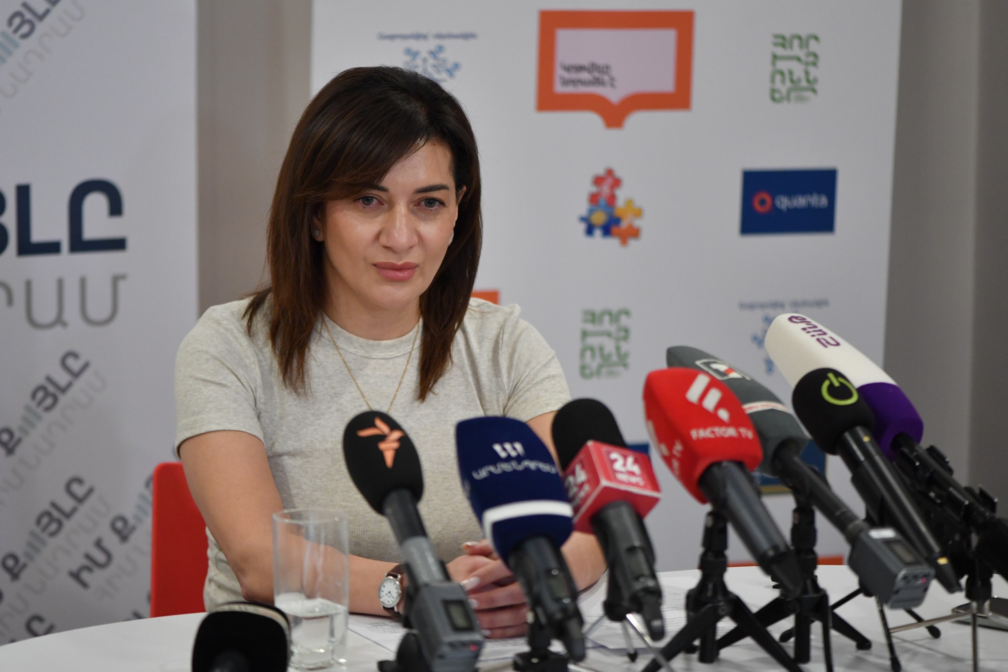 Анна Акопян опровергает обвинения в адрес фонда «Мой шаг»