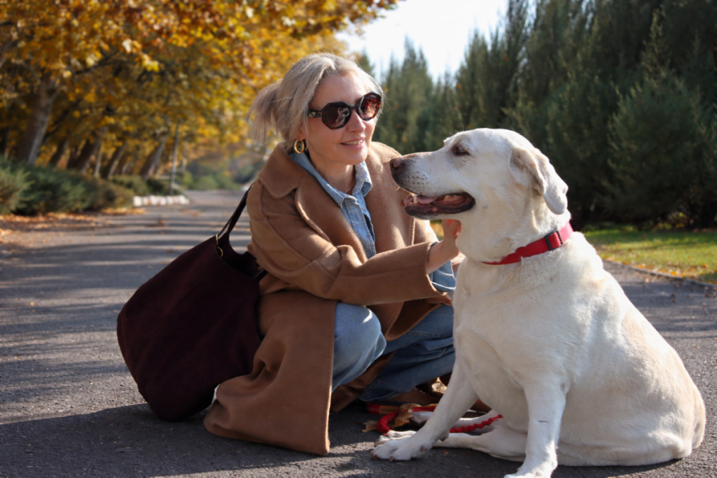 Աննա Սաթյանը իր շան հետ