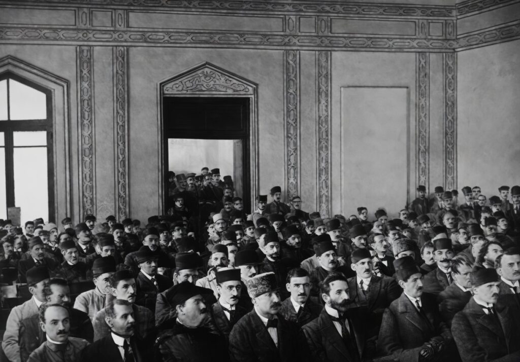 Parlamentin açılışı. Bakı, 1918, 7 dekabr - 28 Mayın tarixi