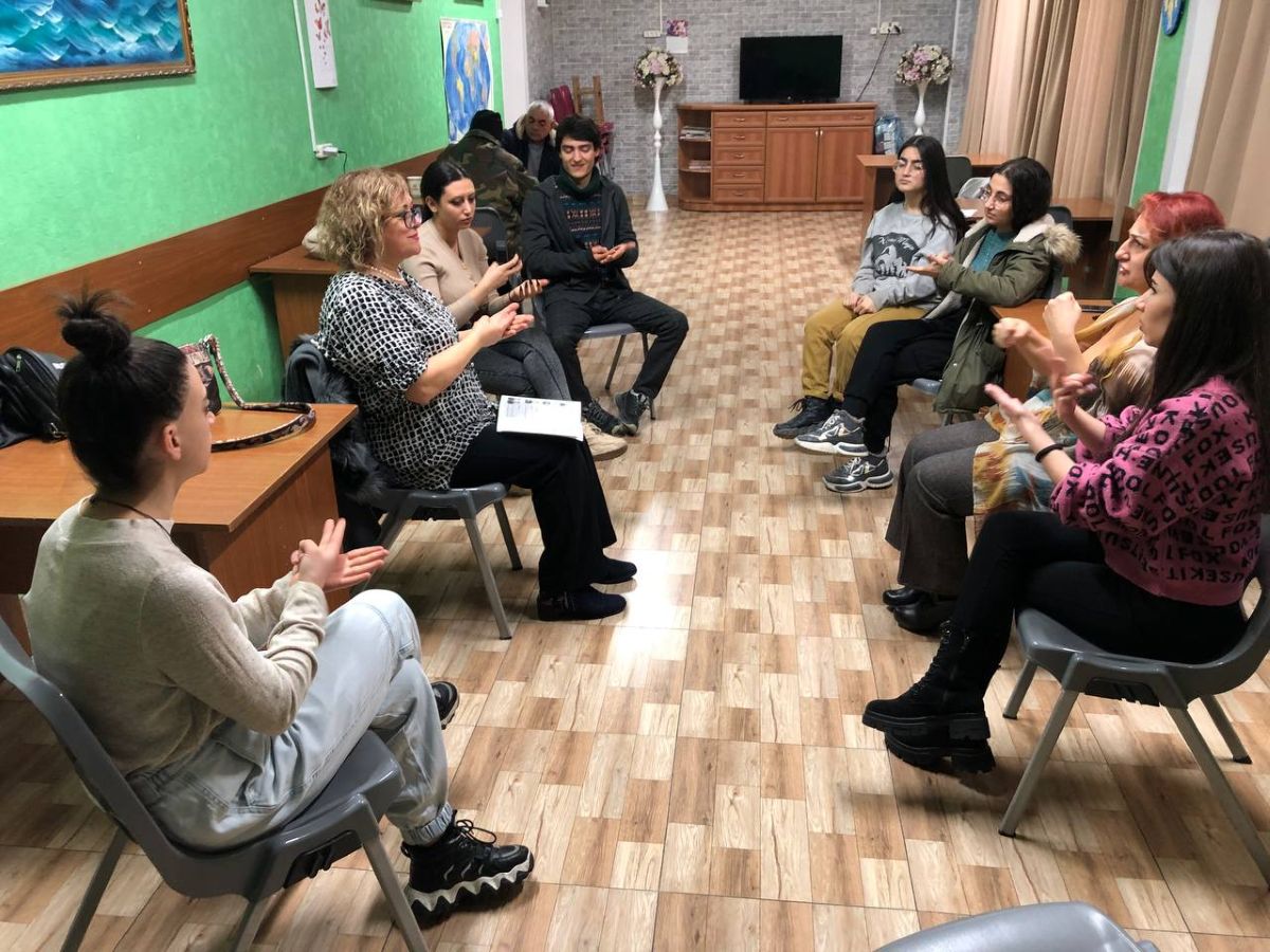 Что мешает получить образование глухим в Армении