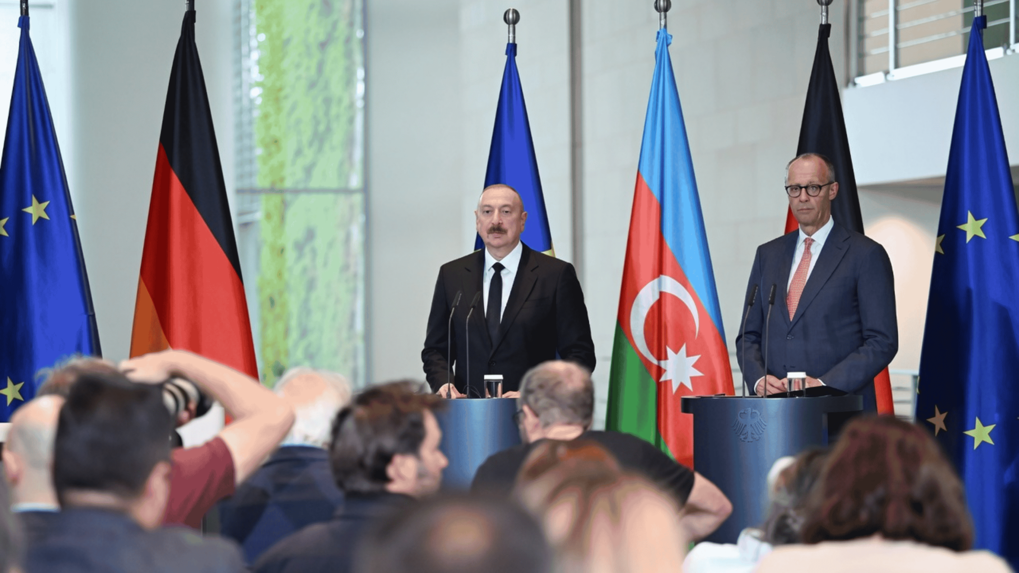 İlham Əliyev Berlin brifinqi